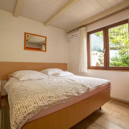 Apartamento Mit Wasserblick By Interhome *