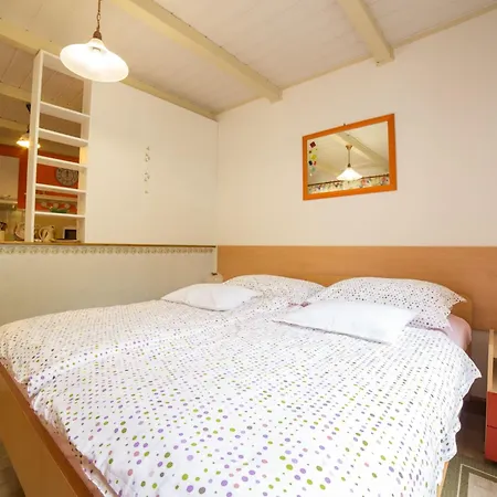 Mit Wasserblick By Interhome Opatija