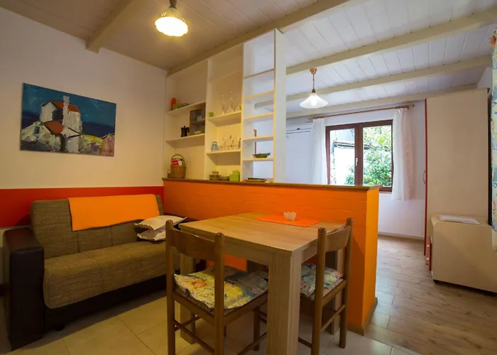 Apartament Mit Wasserblick By Interhome *